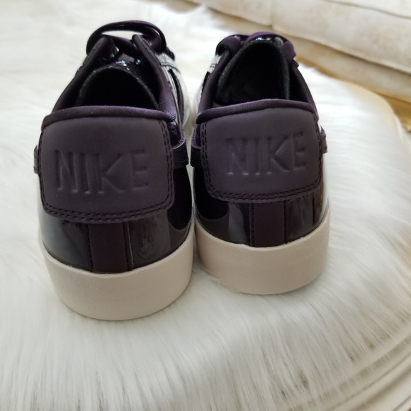 Nike Blazer Low Special Edition Premium Shoes - Picture 7 of 8